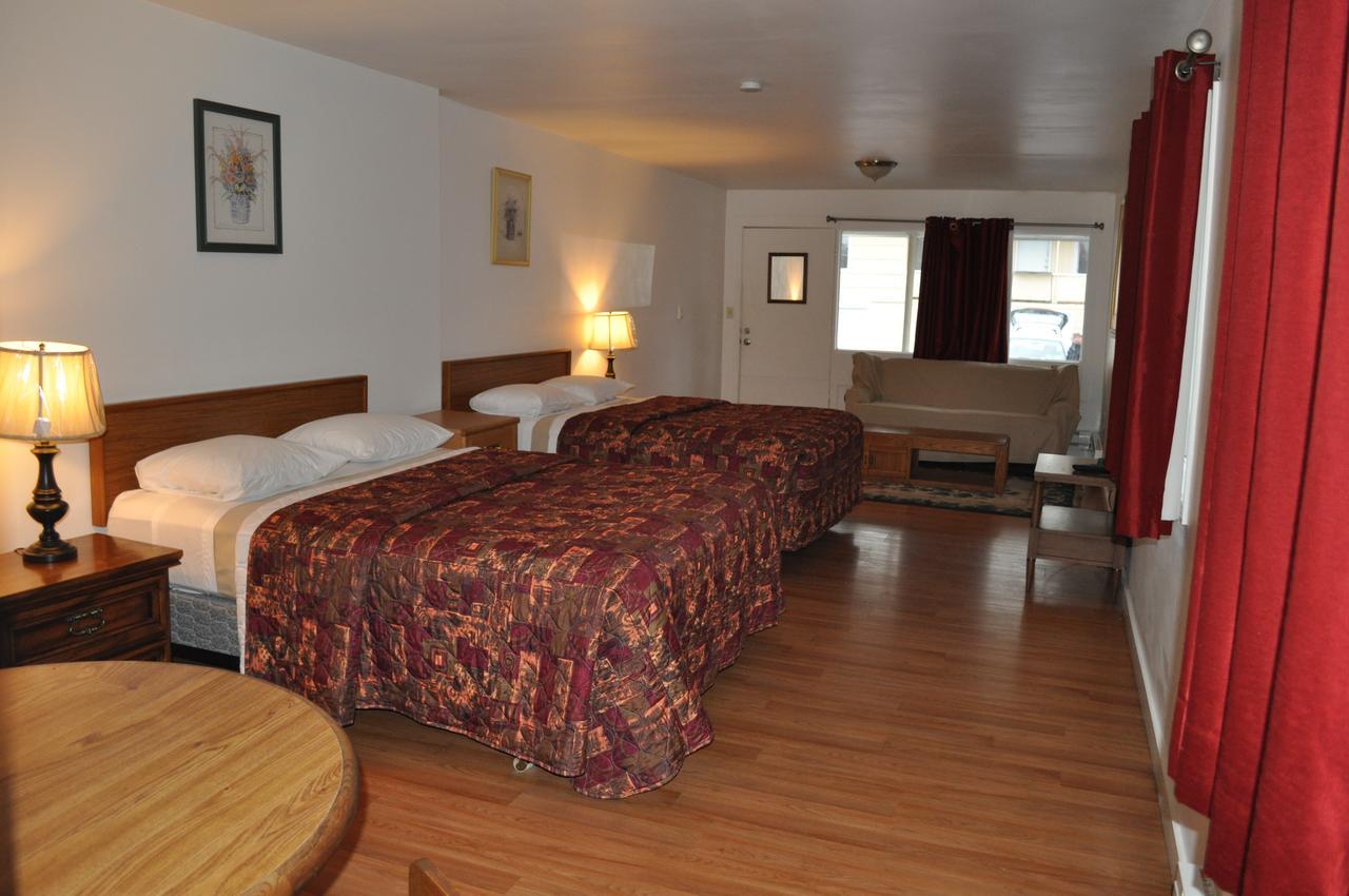 Golden Lion Motel Raymond エクステリア 写真