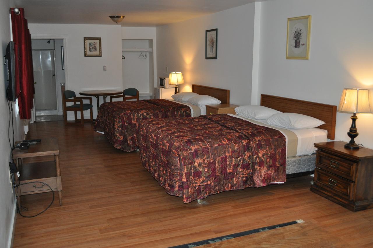 Golden Lion Motel Raymond エクステリア 写真